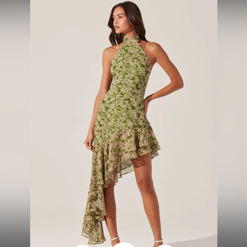 NWT Astr One Shoulder Green Floral Dress